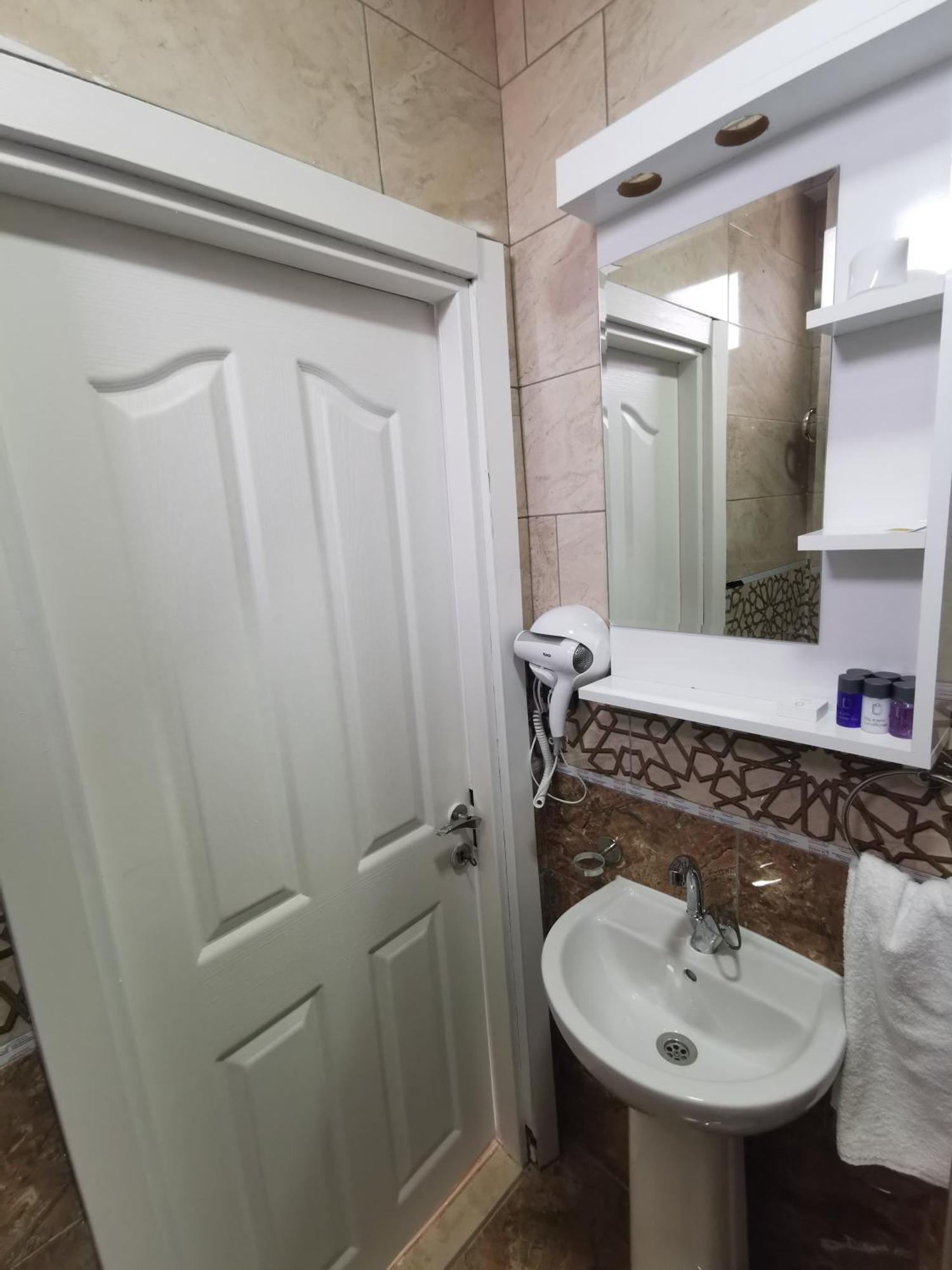 Efzen Hotel اسطنبول المظهر الخارجي الصورة